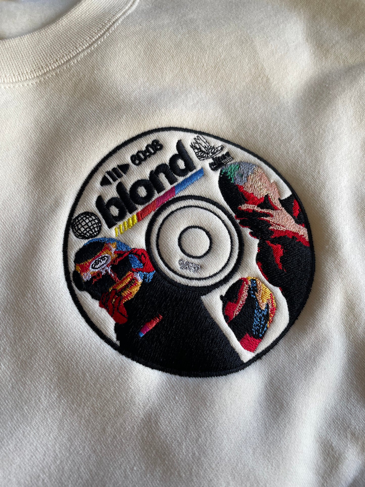 "BLONDDISC" MENS 9oz HEAVY EMBROIDERED CREWNECK